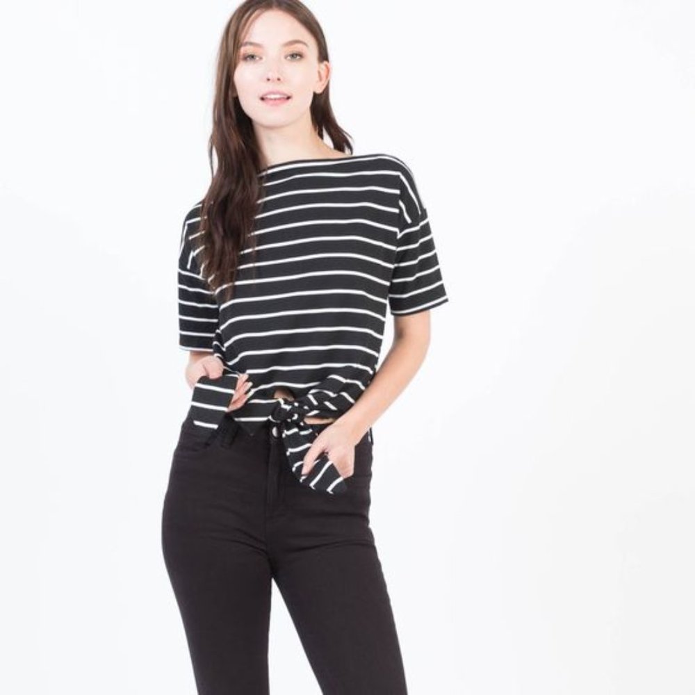 Modern Citizen Calla Tie Front Boat Neck T